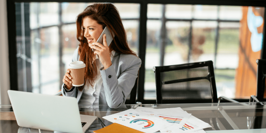 Emprender desde Casa: El Camino de Muchas Mujeres hacia la Libertad